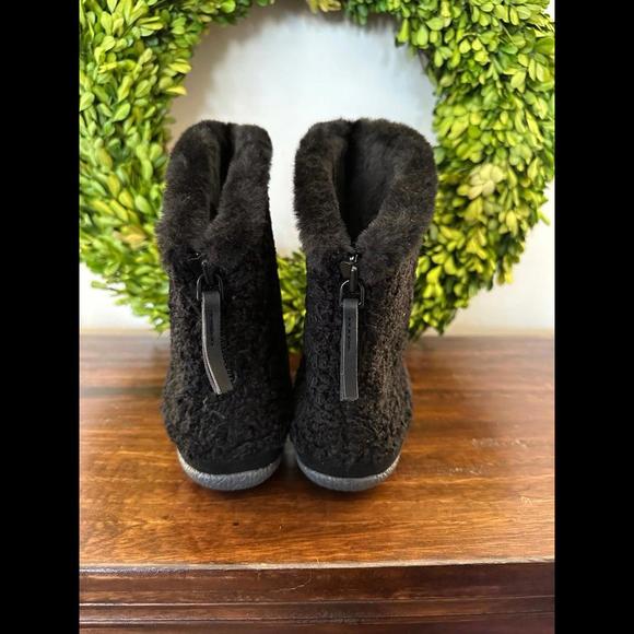 Tom’s Inez Faux Shearling Bootie 9 - Picture 4 of 6